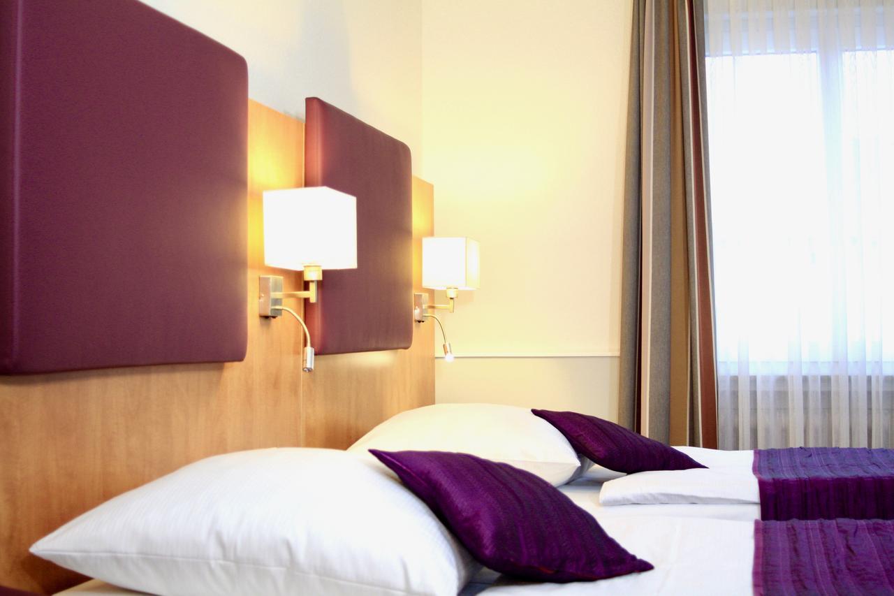 Hotel Niederrad Frankfurt am Main Værelse billede