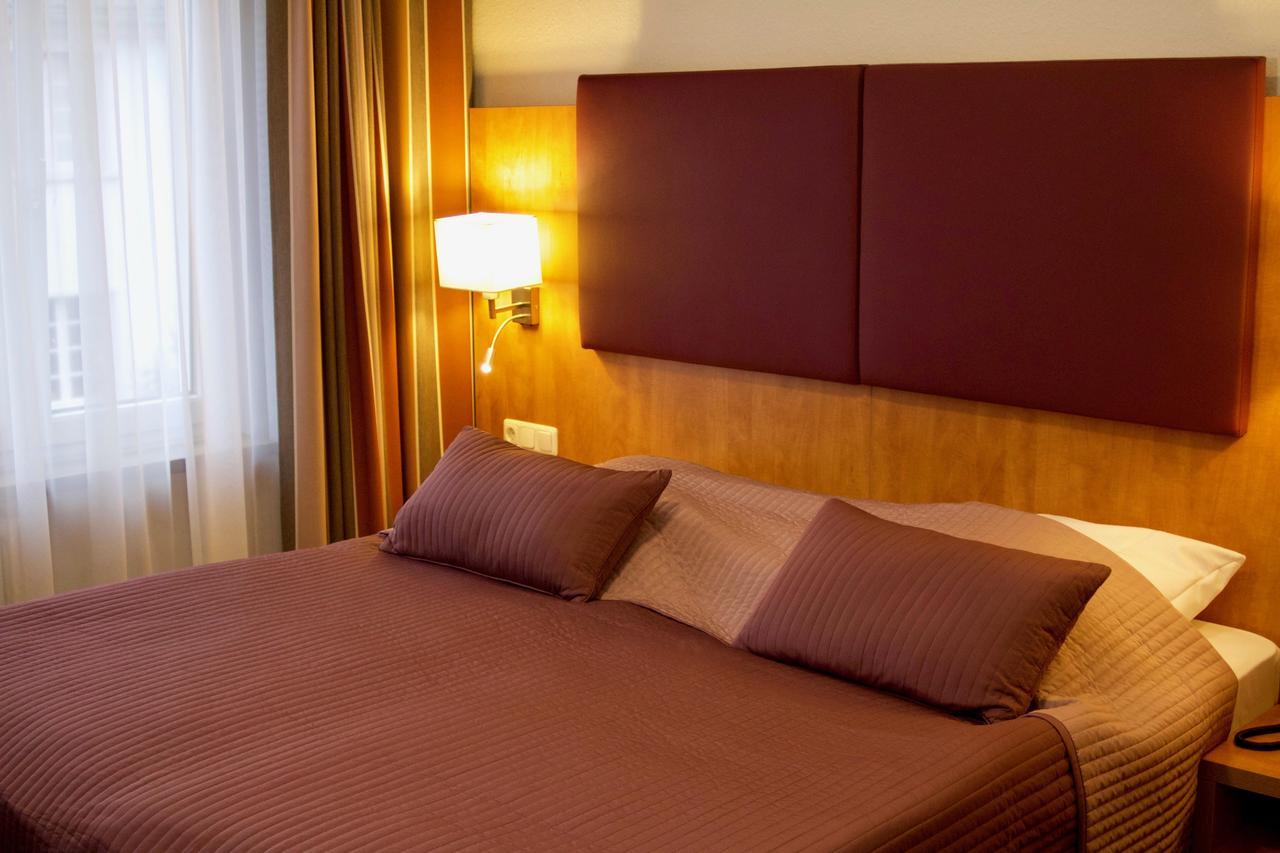 Hotel Niederrad Frankfurt am Main Værelse billede