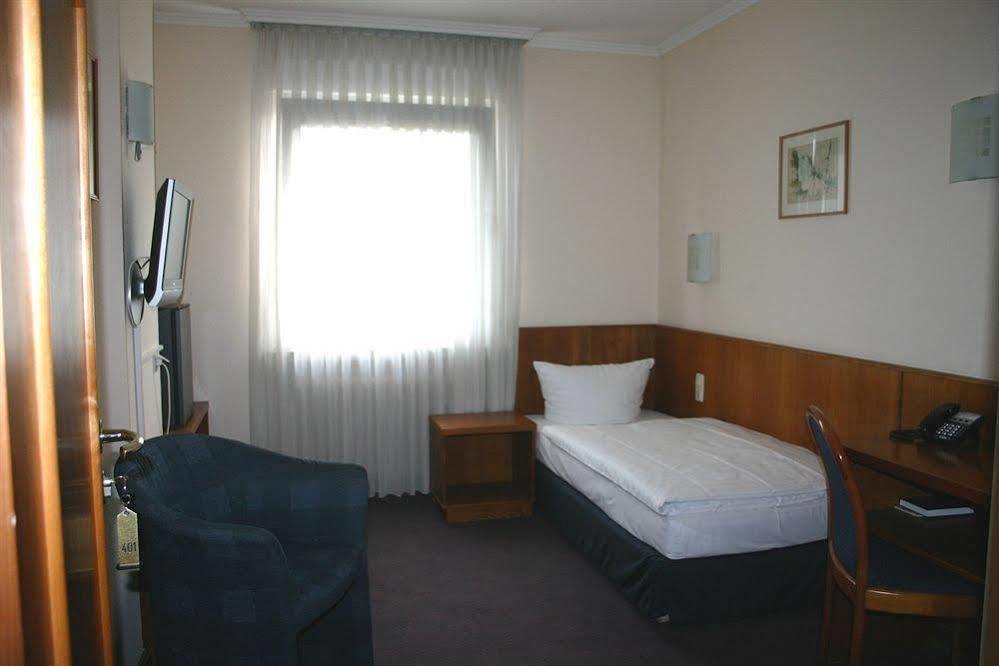 Hotel Niederrad Frankfurt am Main Eksteriør billede